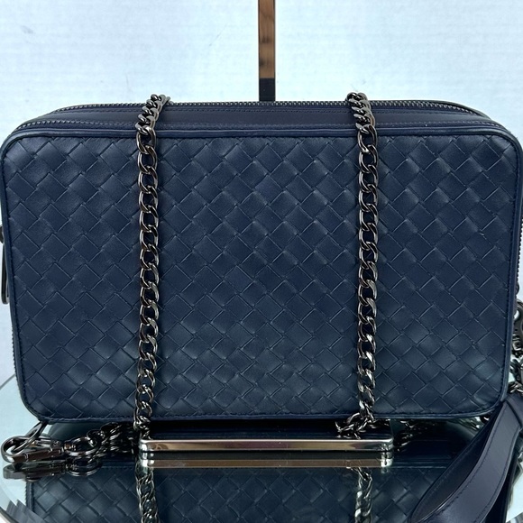 BOTTEGA VENETA Intrecciato Small Weave Clutch Bag Blue Leather Unbranded chain - Picture 1 of 11